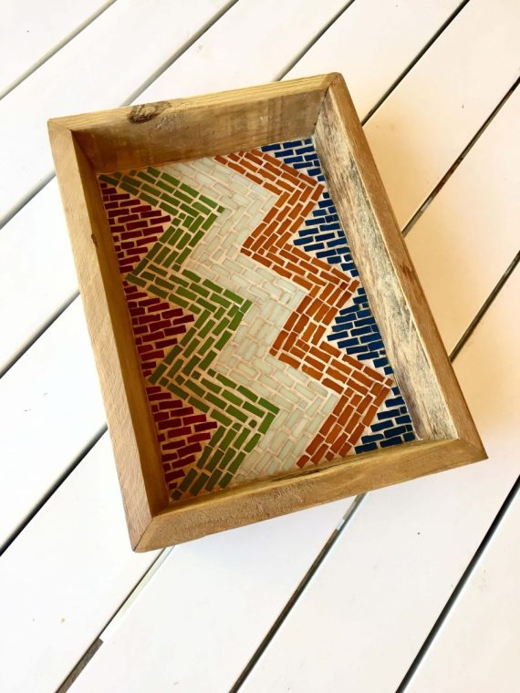 Centro de mesa em mosaico zig zag